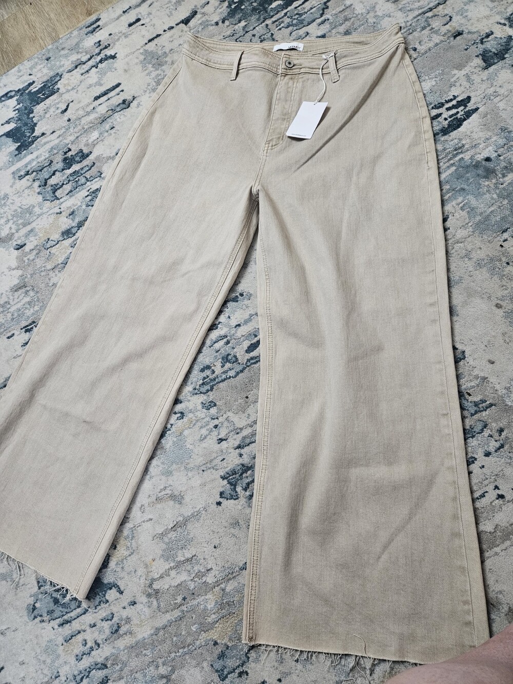 Vervet Wide Leg Tan Jeans Size 34